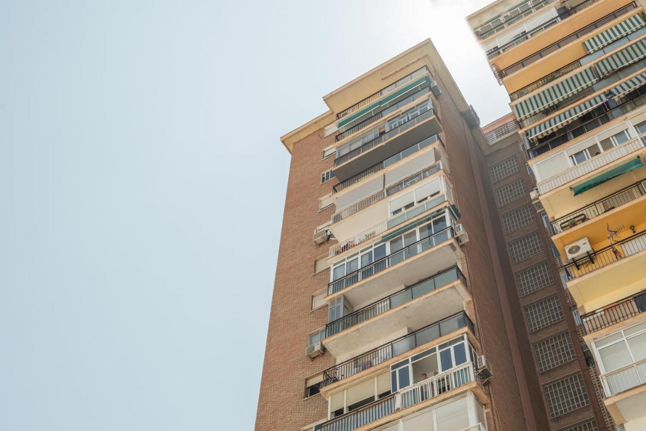Tuguest Heroe Apartment Málaga Buitenkant foto