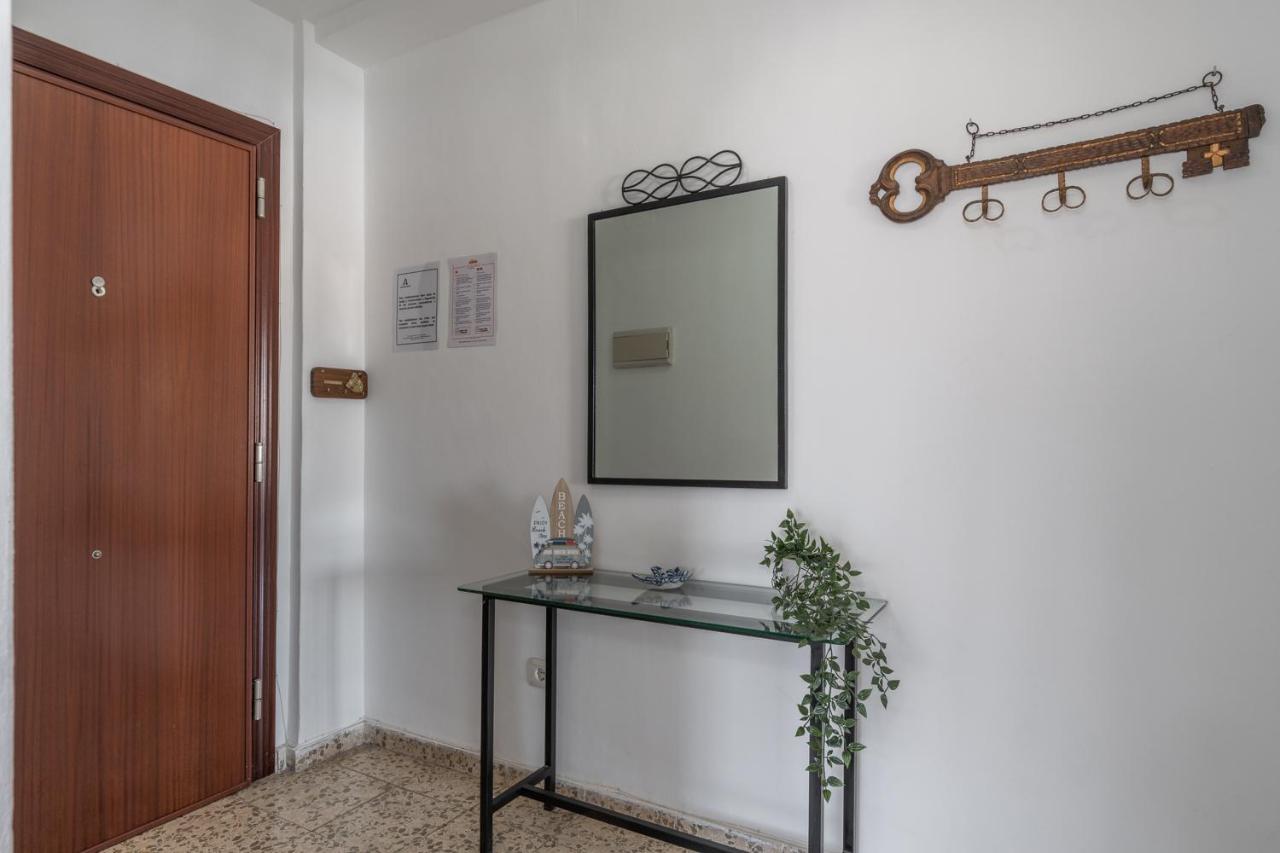 Tuguest Heroe Apartment Málaga Buitenkant foto